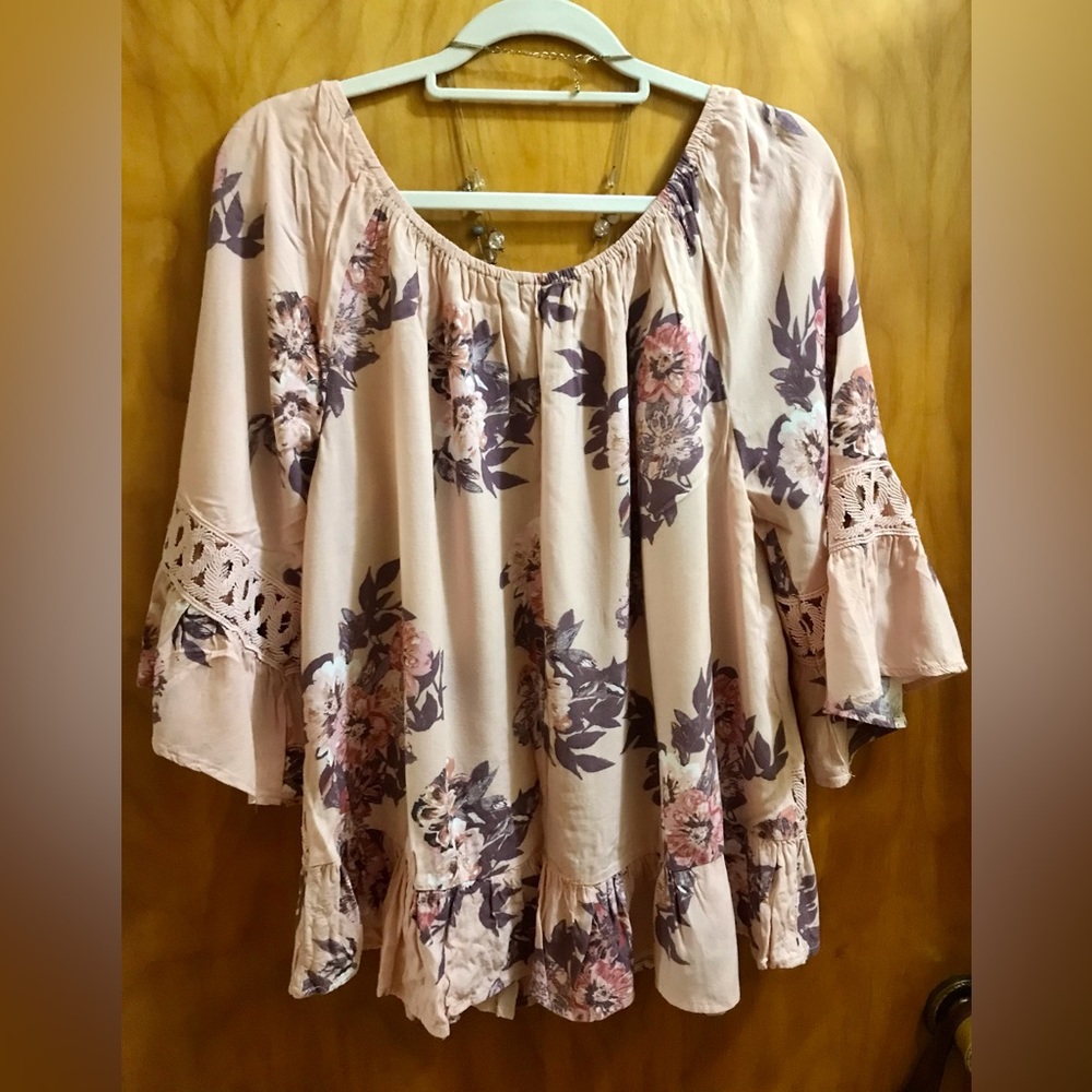 Unique Spectrum Top Large Ruffles Lace - Picture 6 of 7